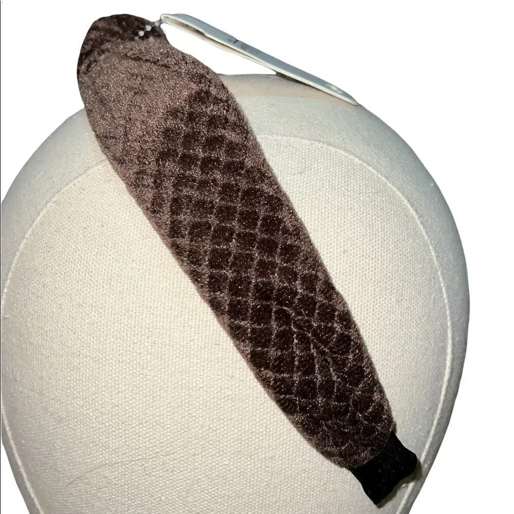 Lulla Collection by Bindaya Brown Velour Quilted Knotted Headband One Size New